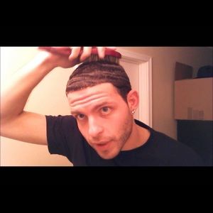 Meet your Posher, Tom